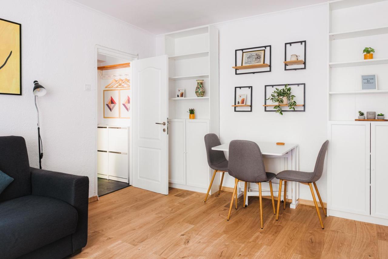Cozy Apartment Ultracentral Universitate Square Bucharest Exterior photo